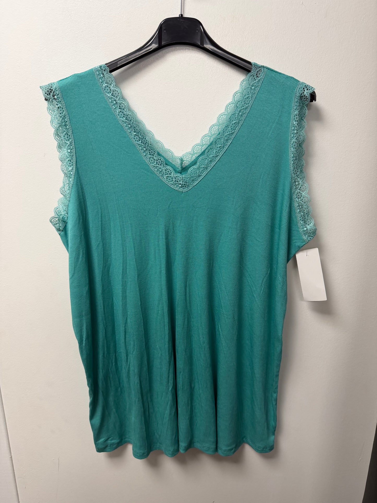 Top Côtelé avec Bordures en Dentelle