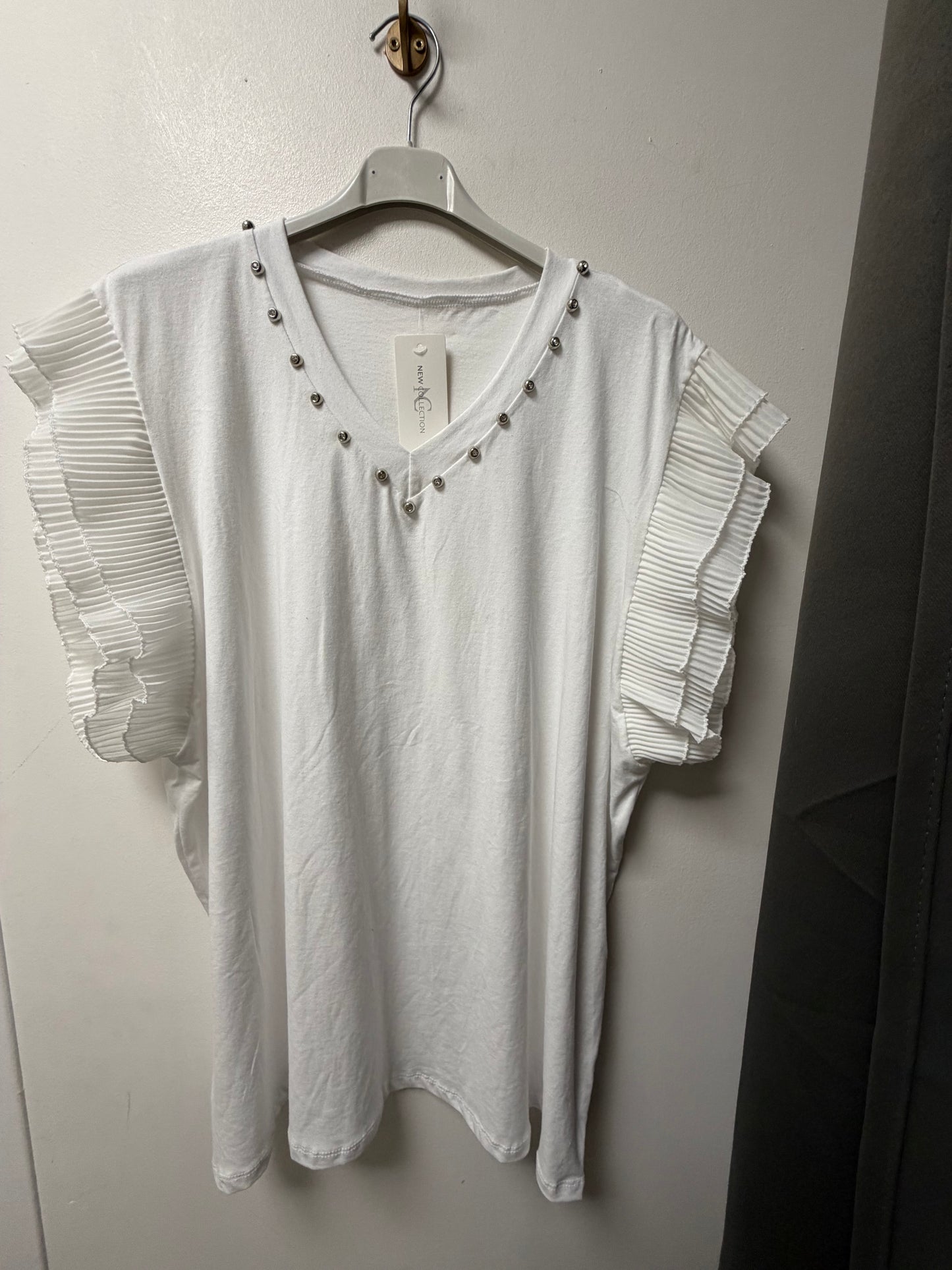 Top col V à volants plissés et strass 3267
