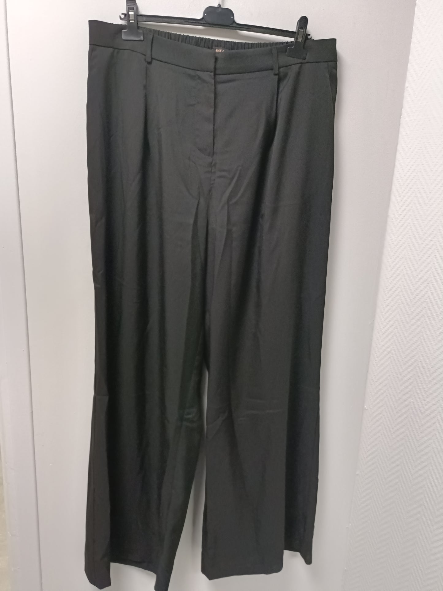 P6116 pantalon AVA