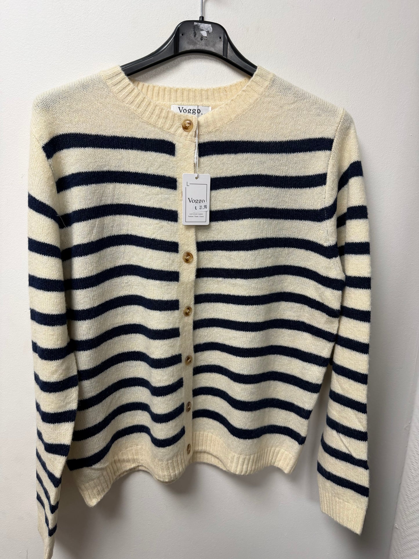 Gilet Rayé – Boutons Dorés Chic VG09
