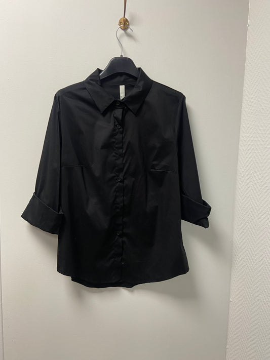 Chemise simple. MODÈLE AYA