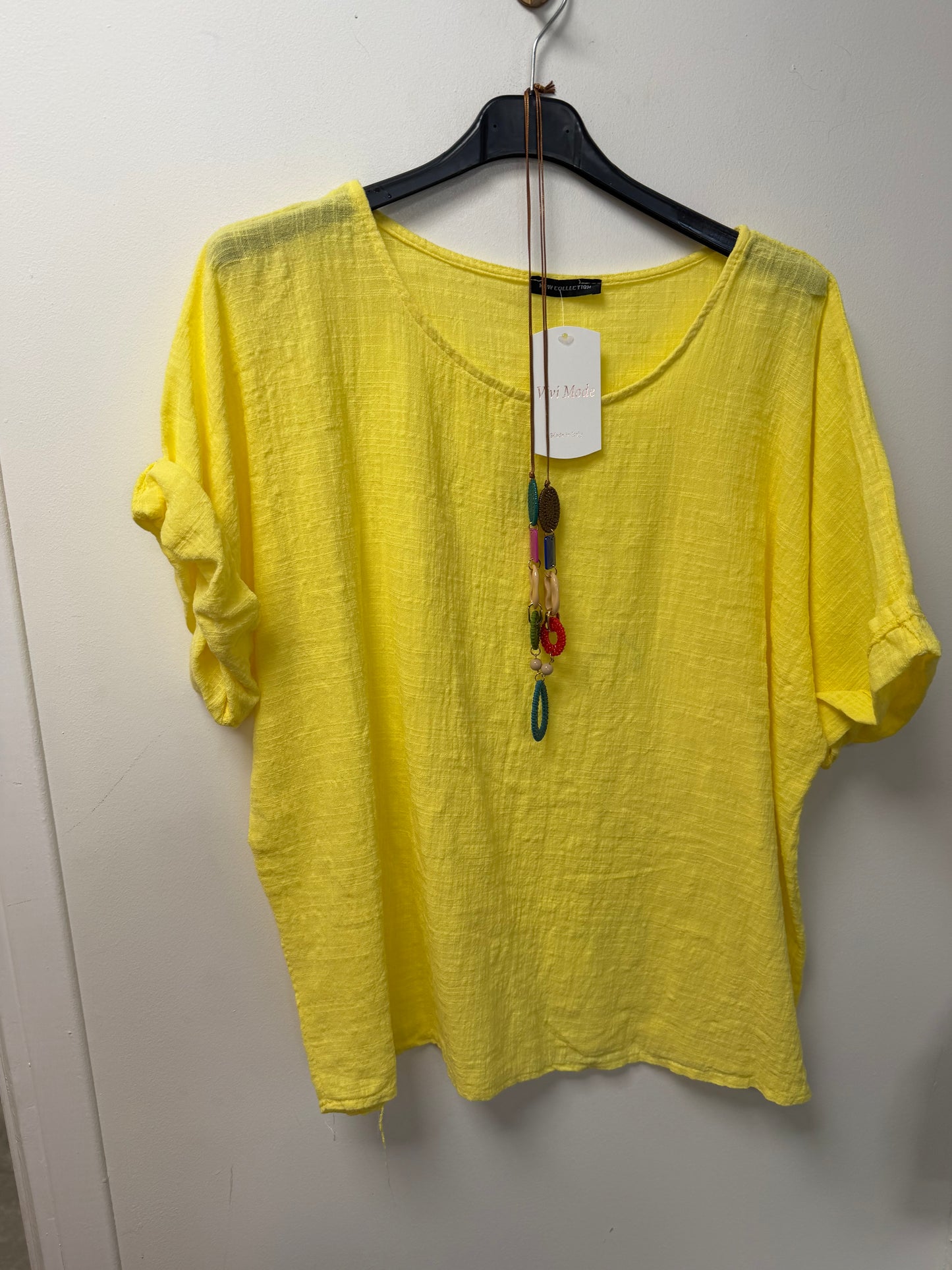 Top en gaze col rond avec collier fantaisie offert 8816