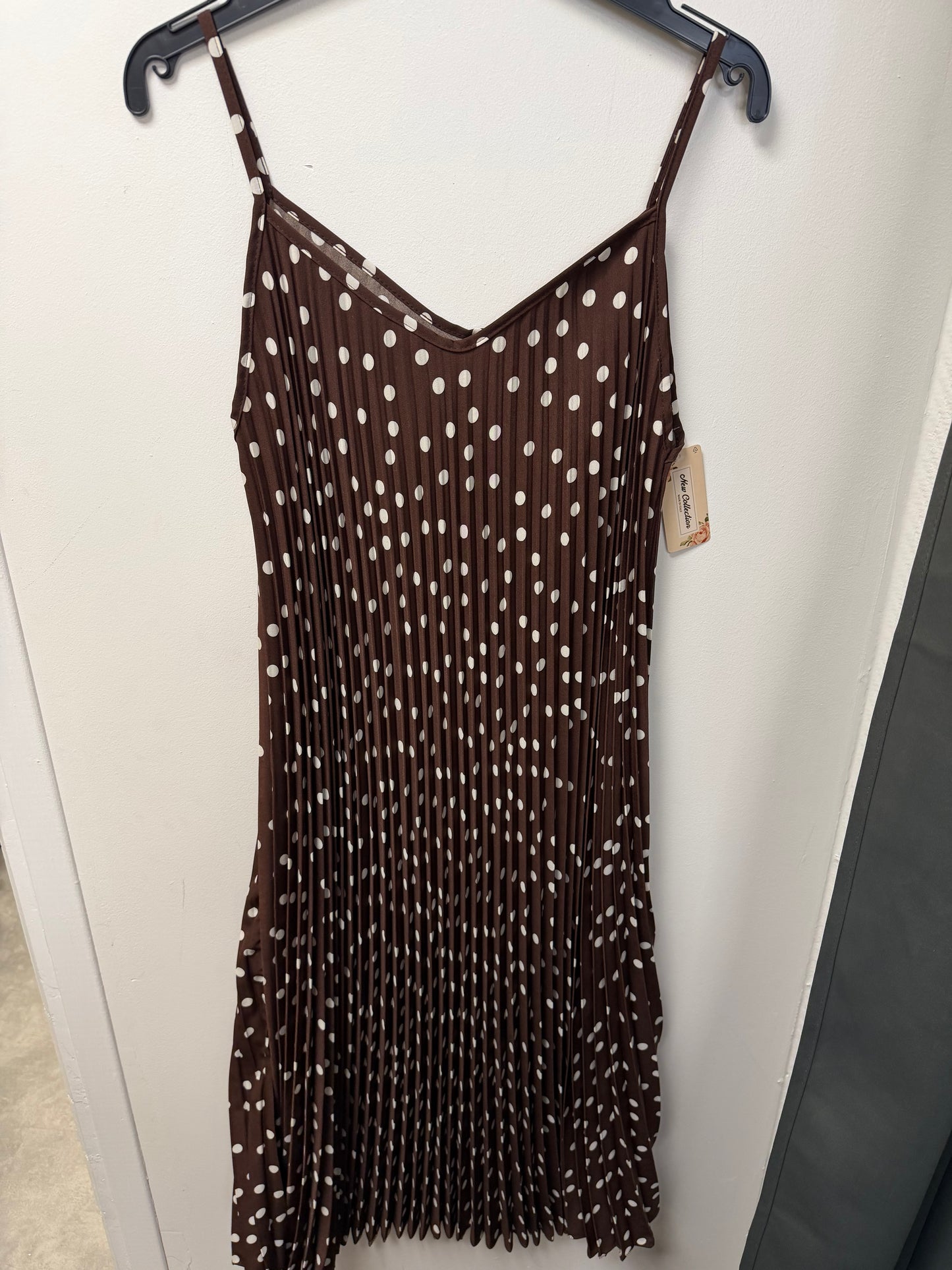 Robe longue plissée et pois 3188