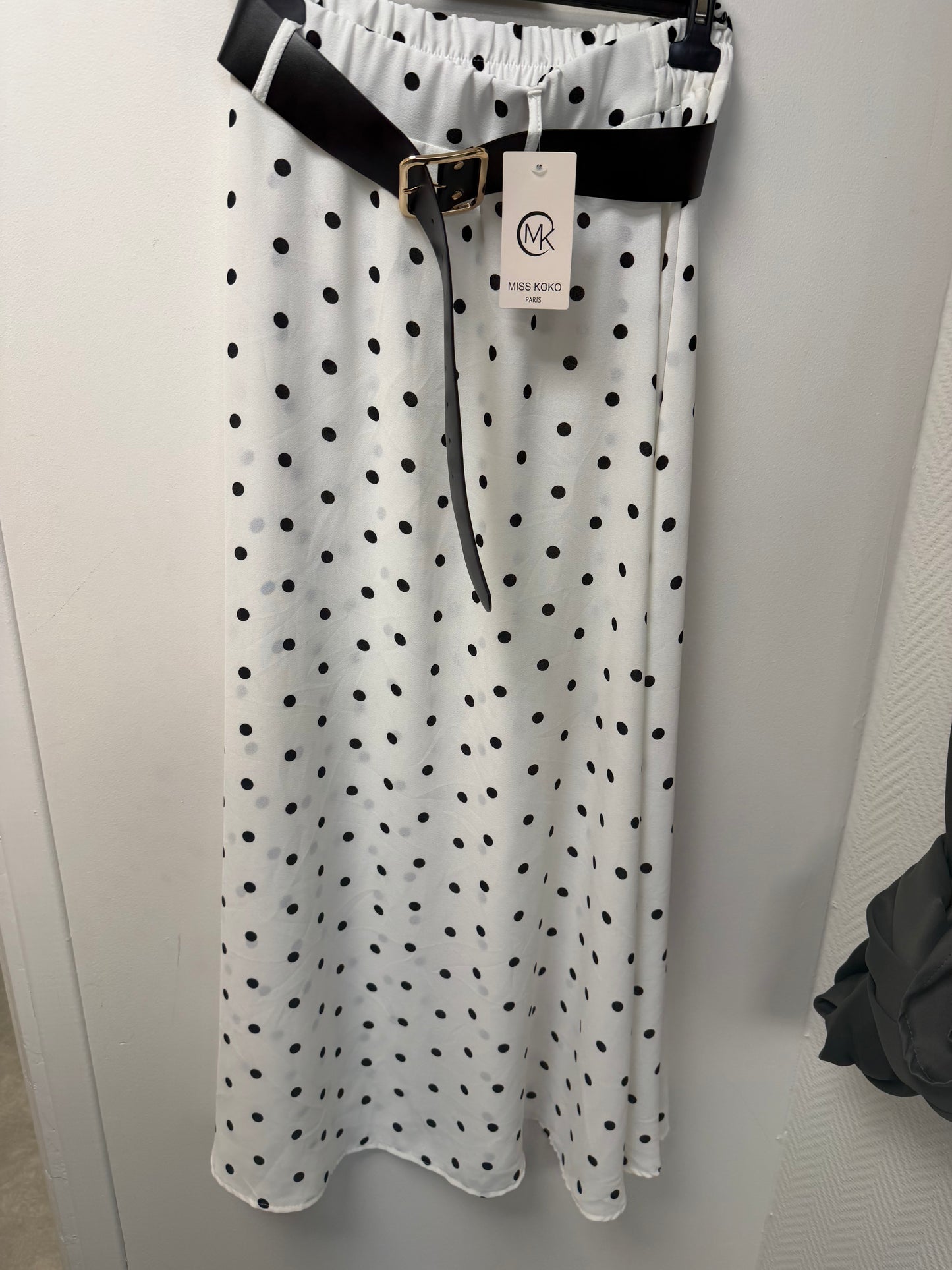 Jupe longue à pois et ceinture en similicuir – Miss Koko Paris 0294