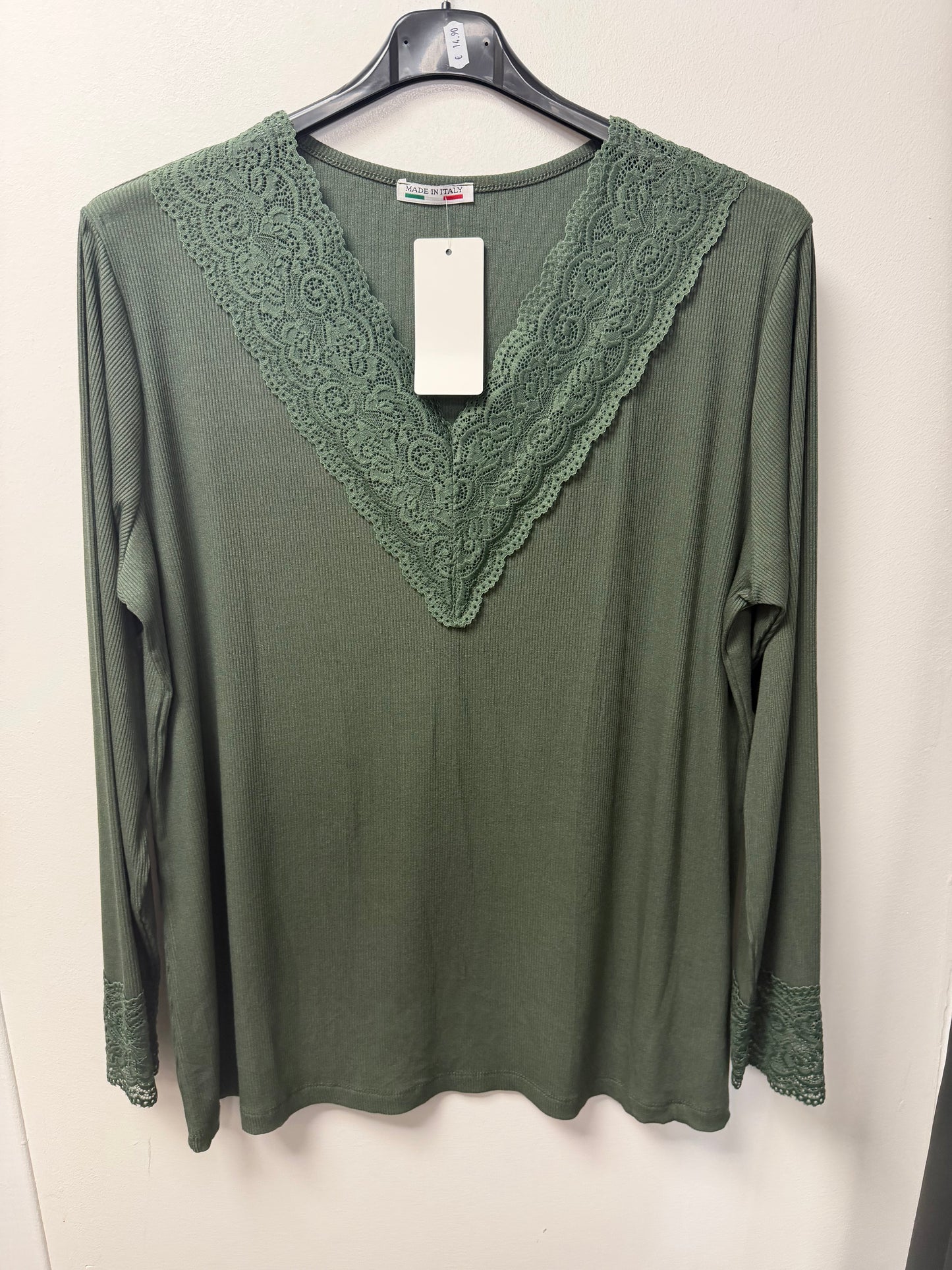 B1 Top Côtelé avec Encolure en V et Bordure Dentelle