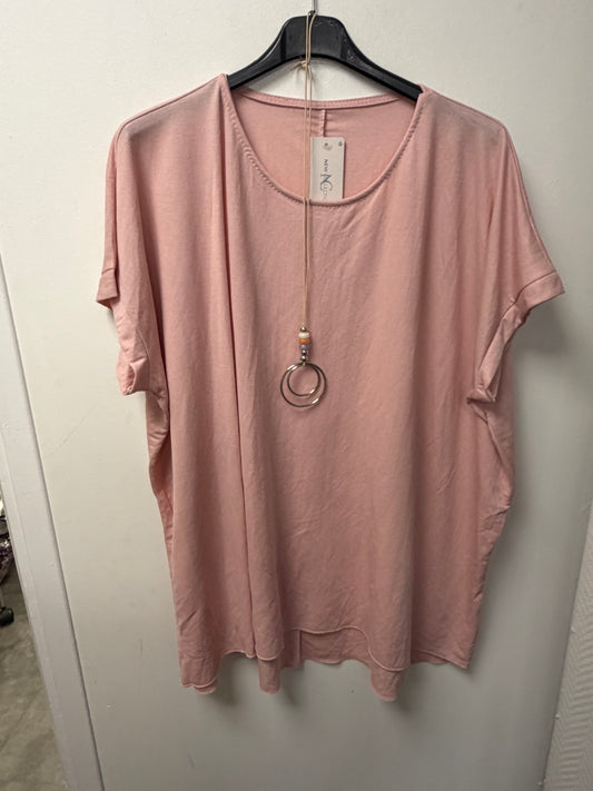 T-shirt oversize col rond avec collier fantaisie offert 2237