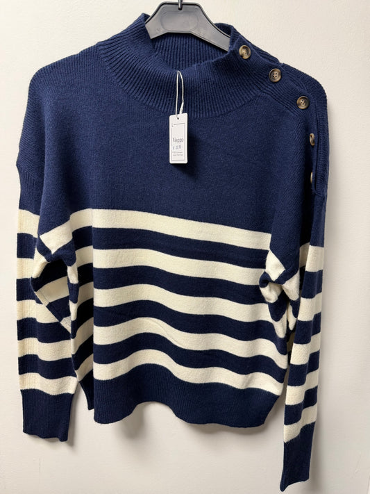 Pull Rayé à Col Montant et Boutons d'Épaule VG06