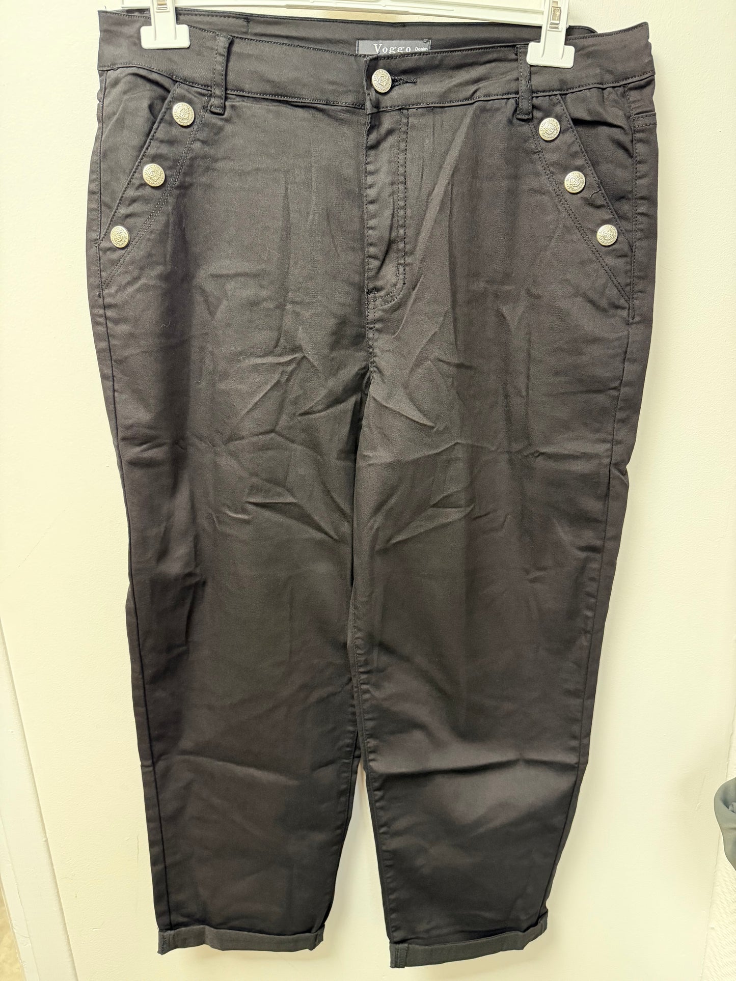 Jean capri avec boutons argentés W1028