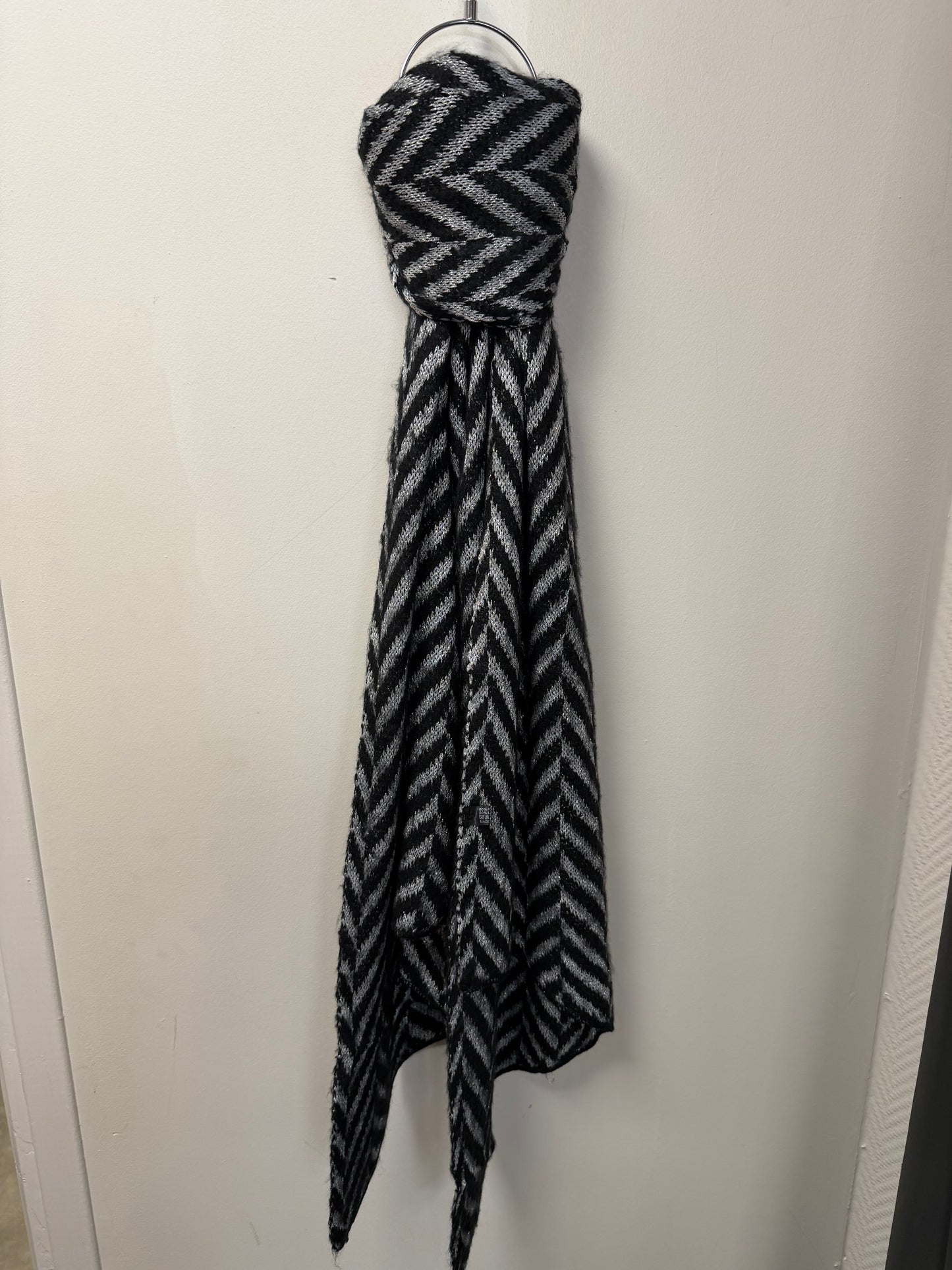 Écharpe Douce à Motifs Chevrons