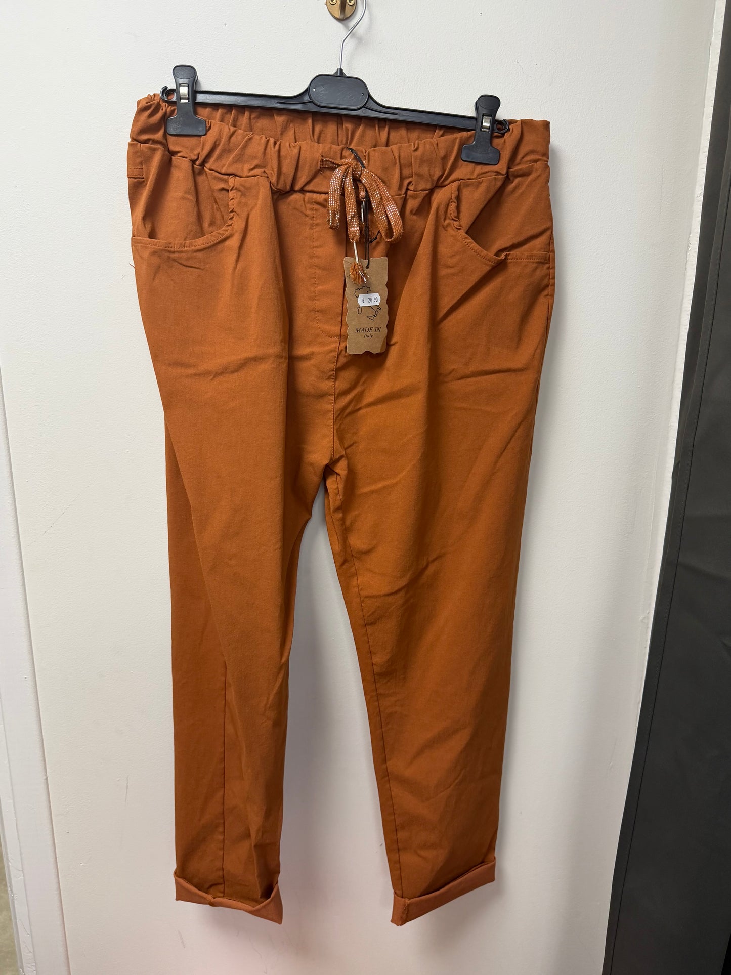 Pantalon magic 7742