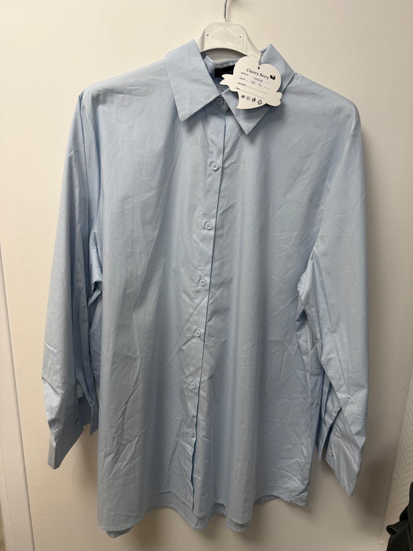 Chemise oversize manches longues col classique – Cherry Paris 0038