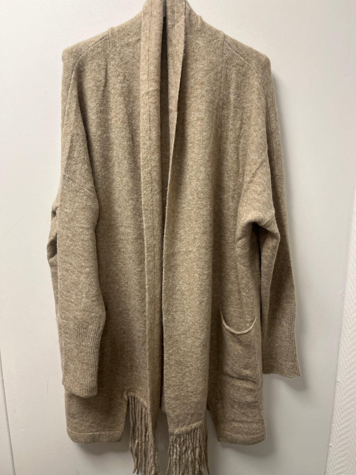 5015 gilet long à frange