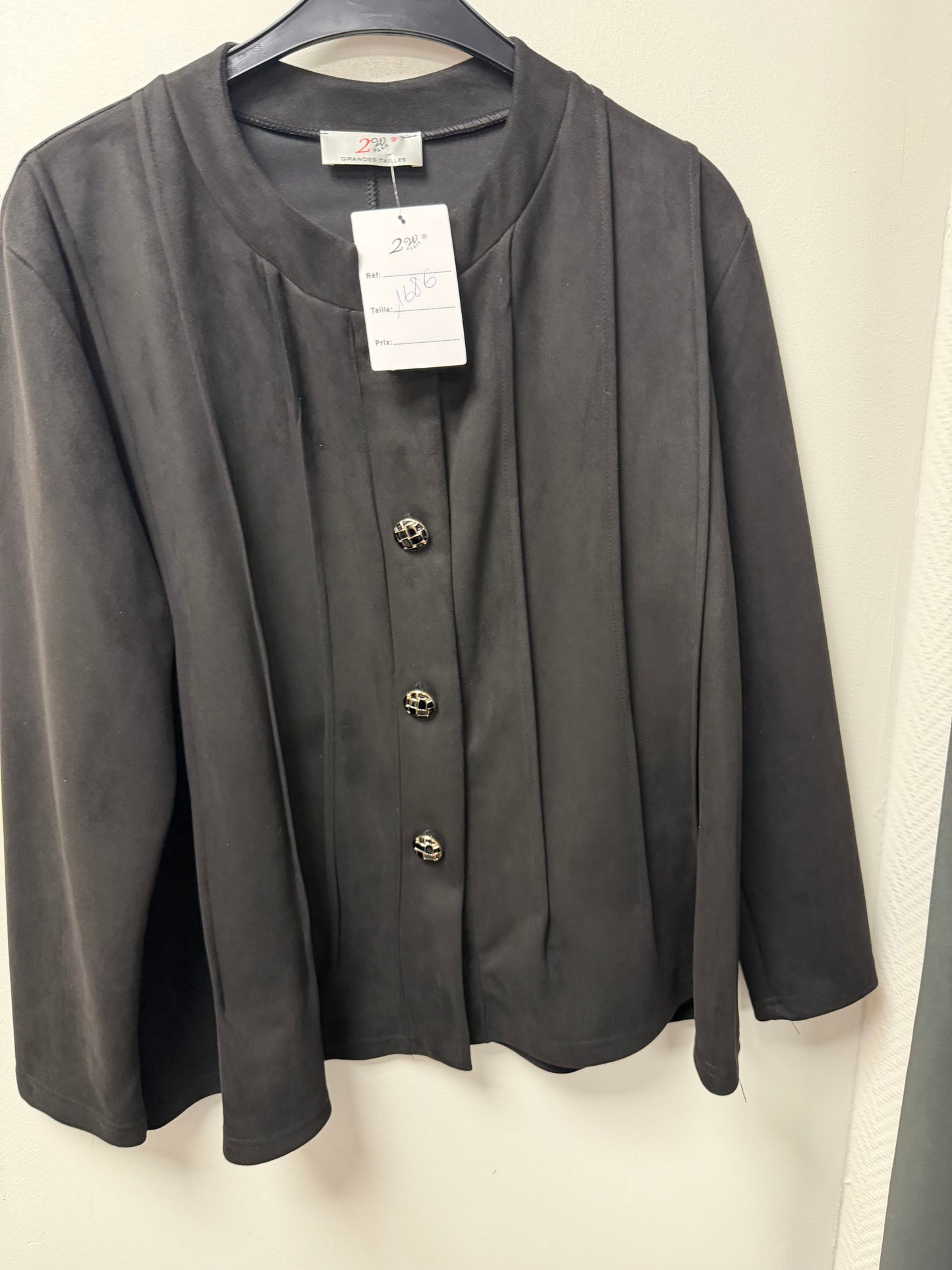 V1686 veste, bouton