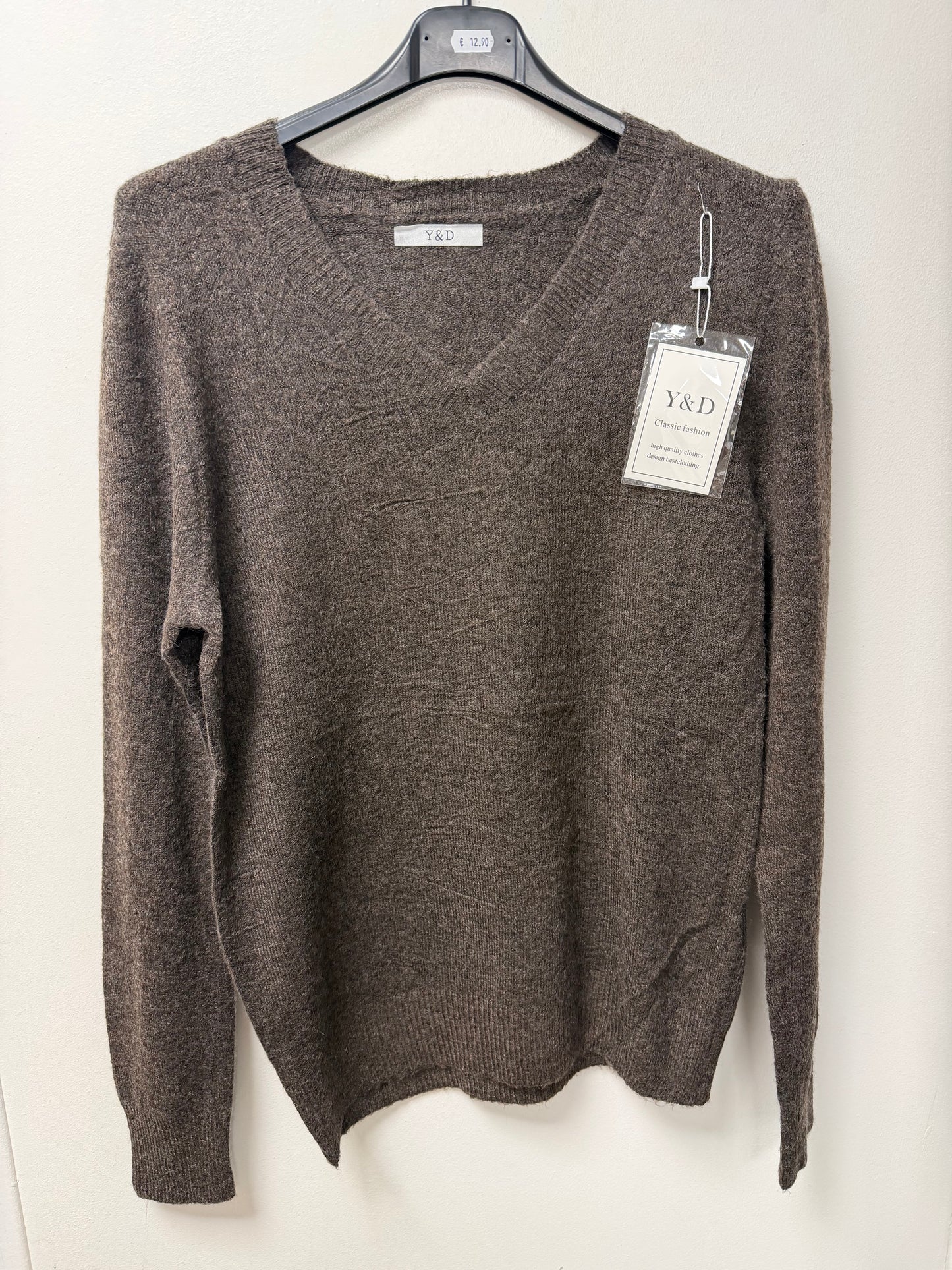 Pull col V doux basique 8876