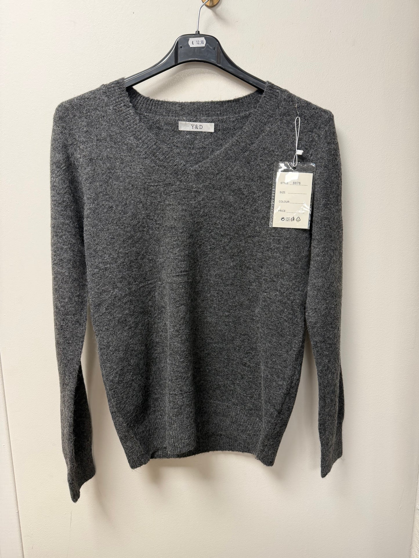 Pull col V doux basique 8876