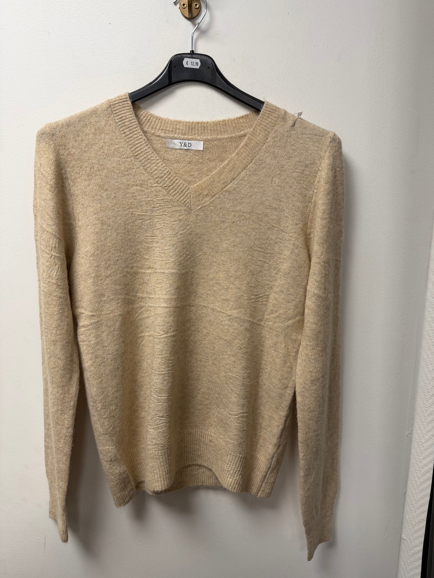 Pull col V doux basique 8876