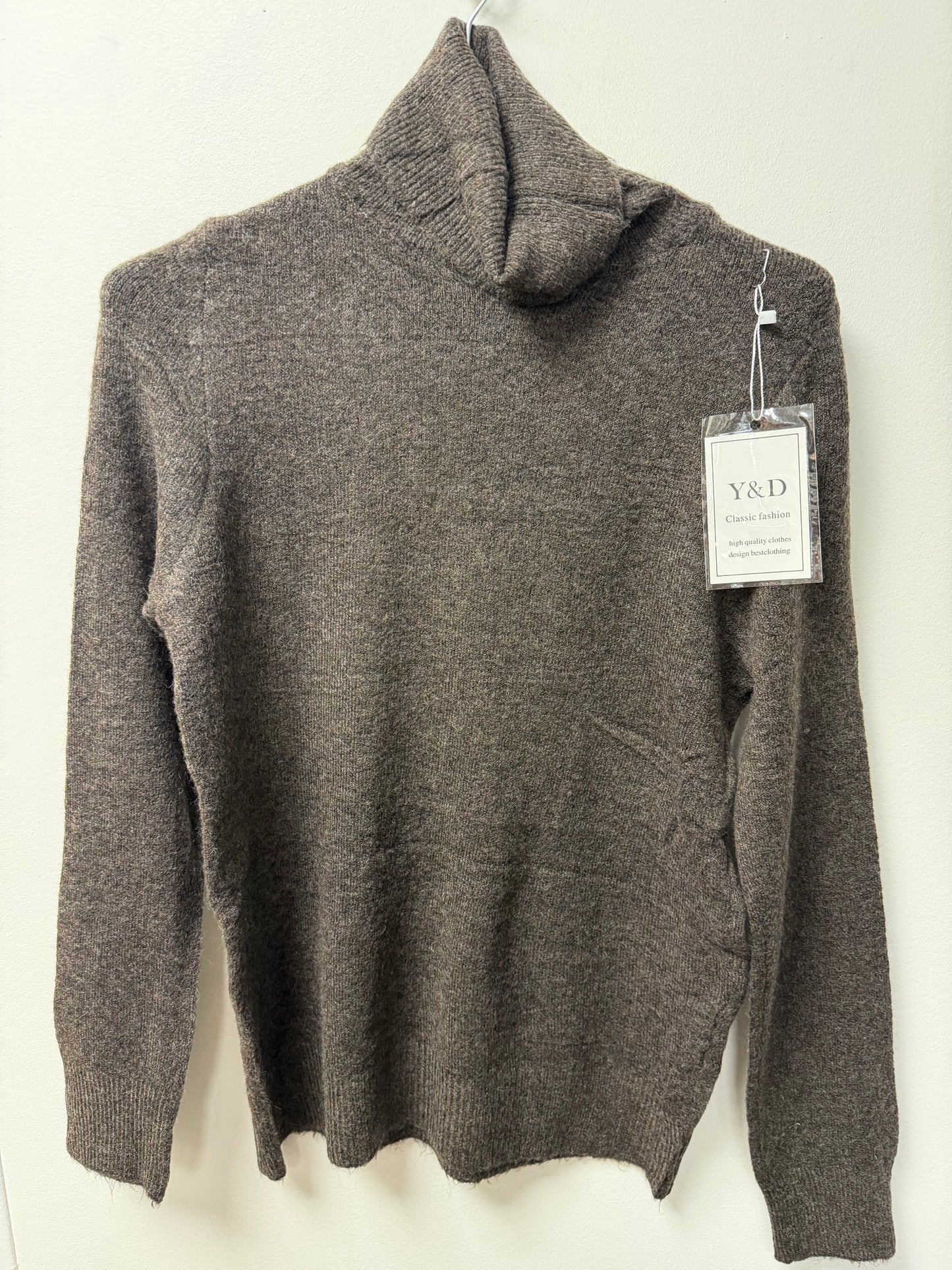 Pull col roulé doux 8875