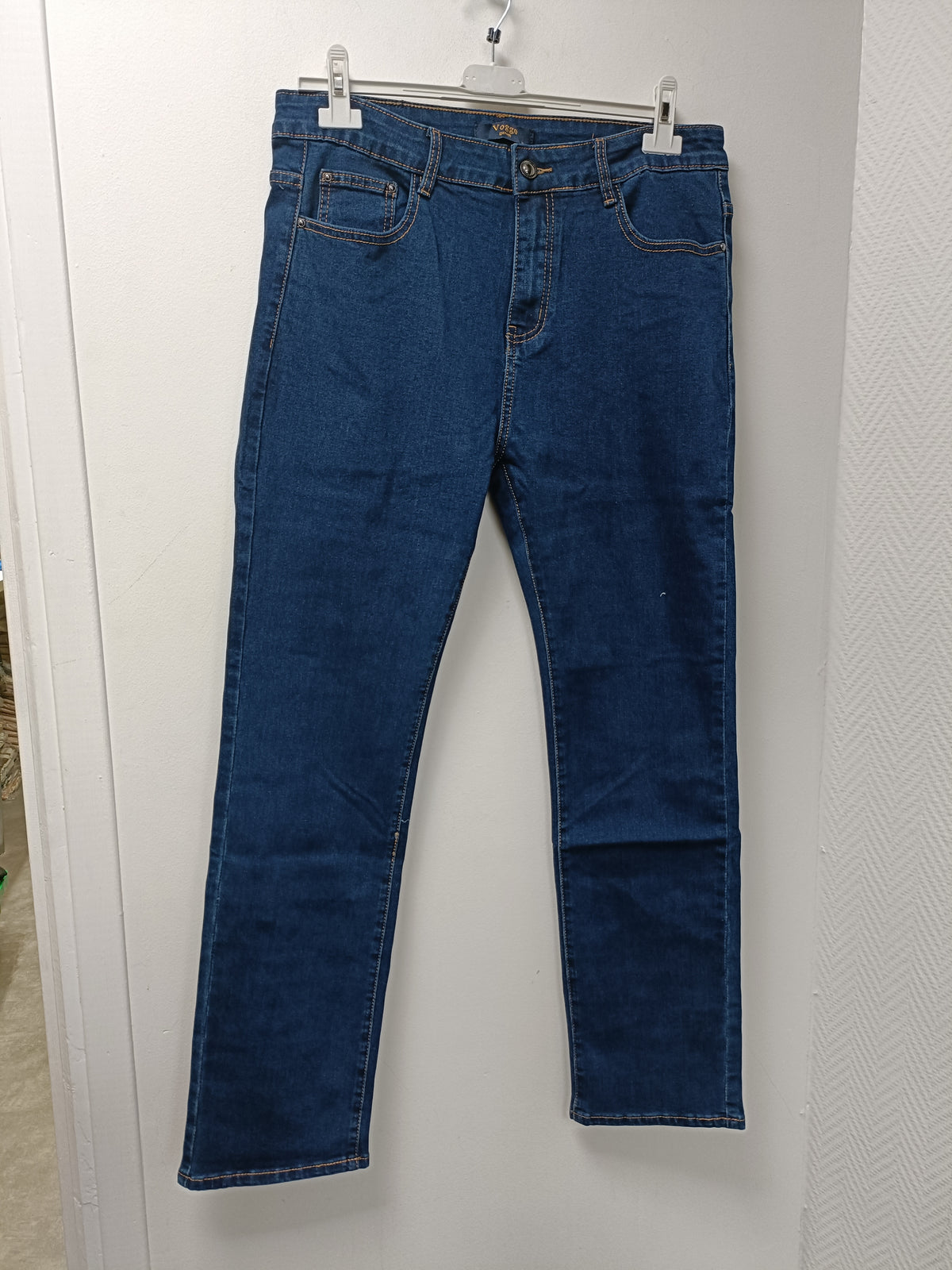 Jean bleu foncé coupe droite