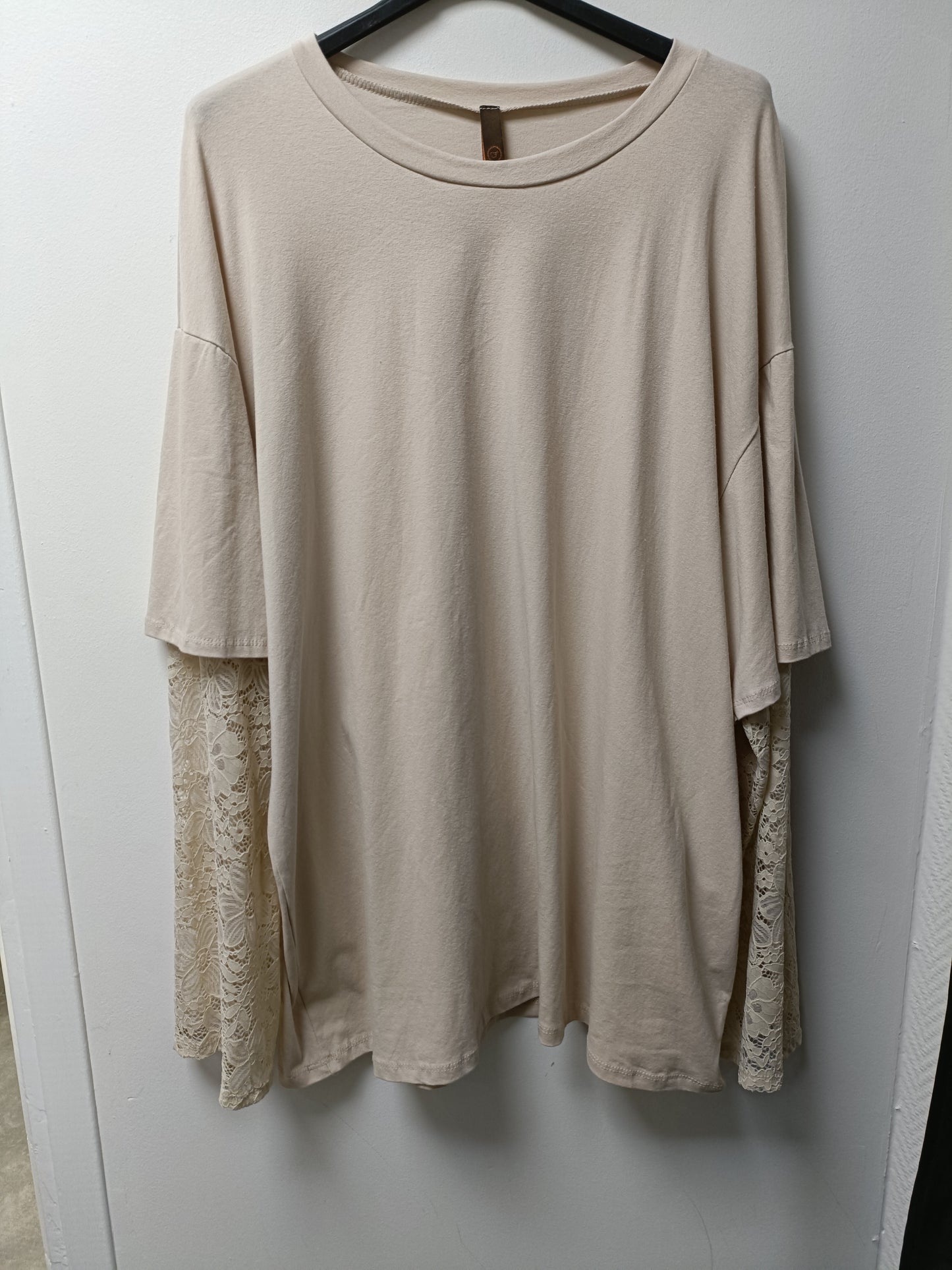 BS36786 TS DANIELLA