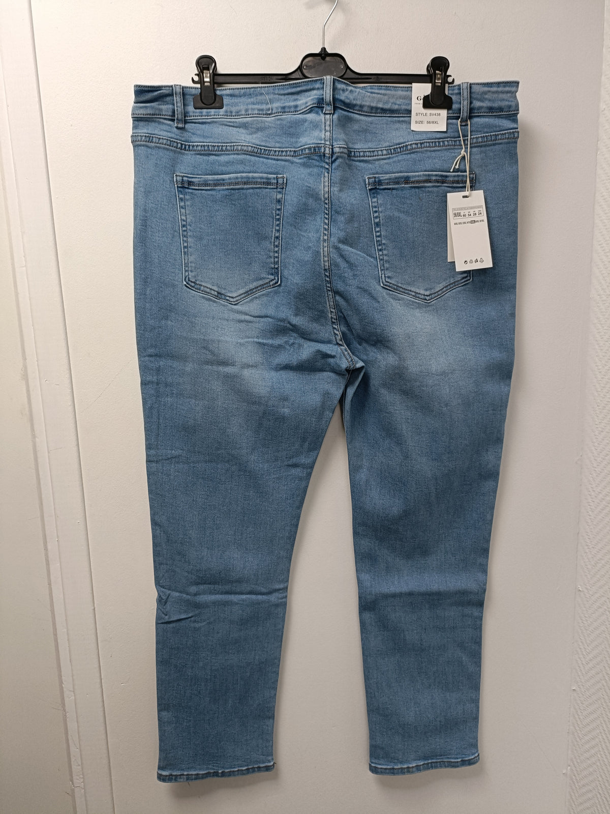 SV438 jean slim légèrement délavé