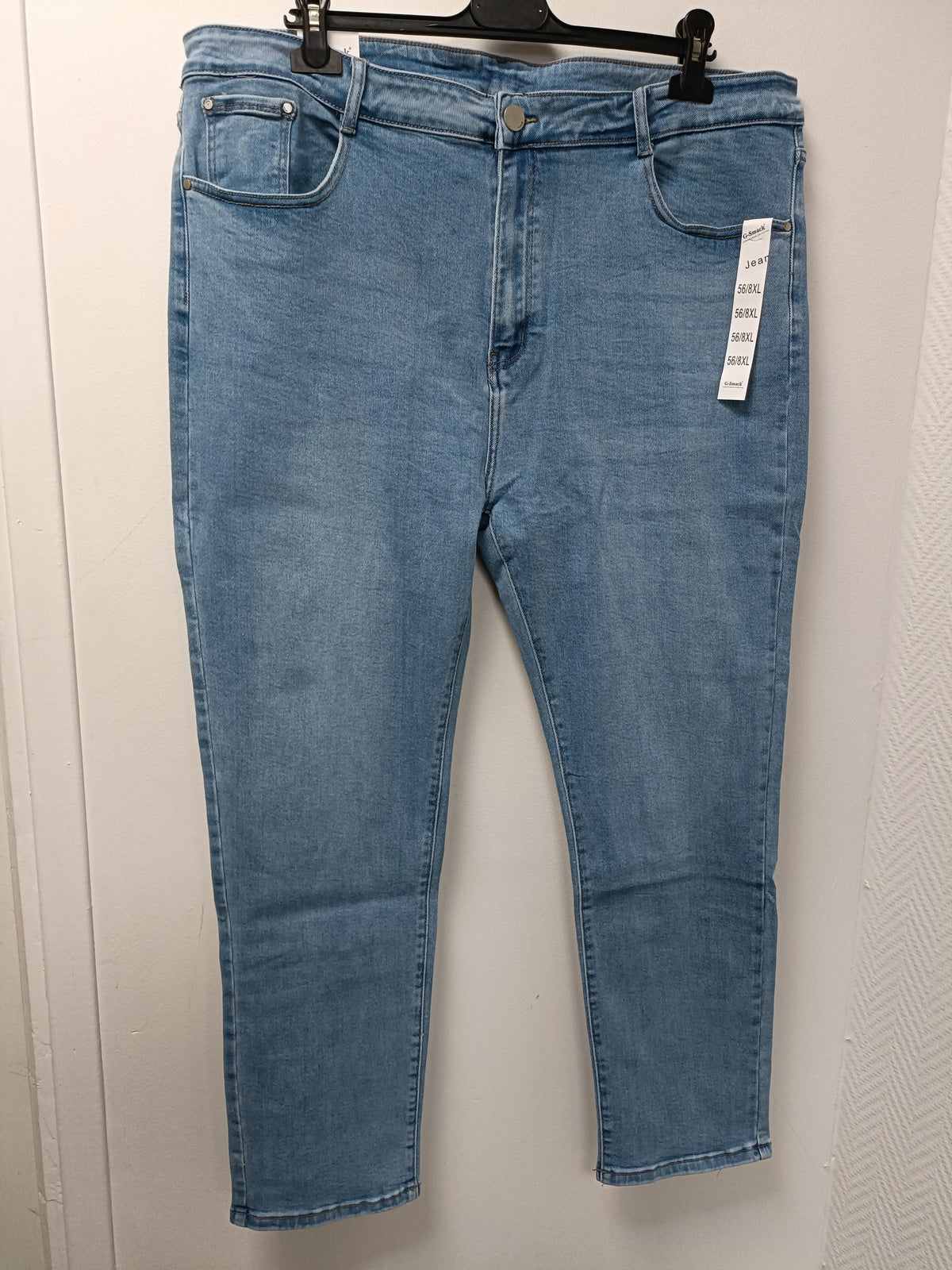 SV438 jean slim légèrement délavé