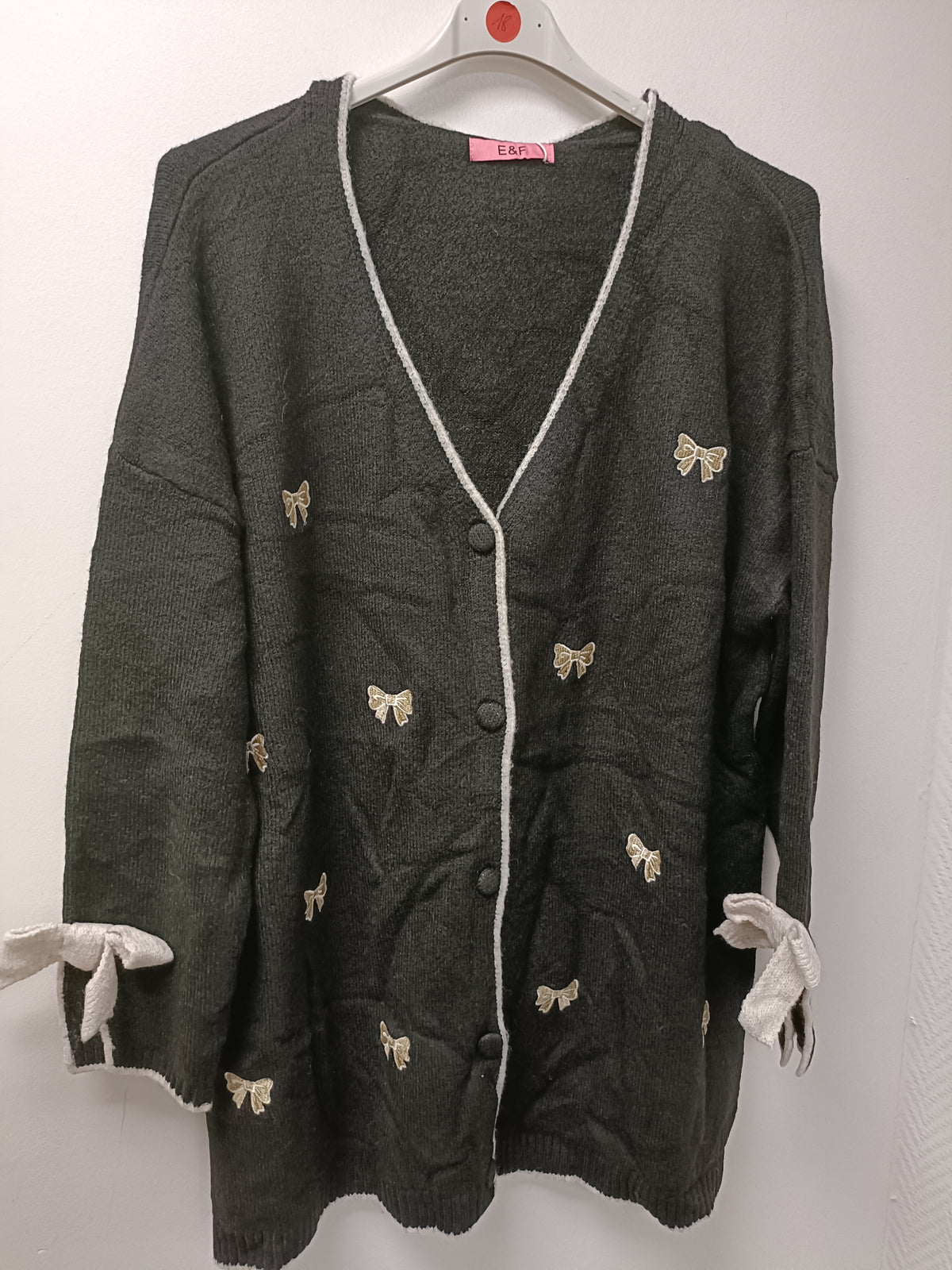 Gilet relief nœud papillon