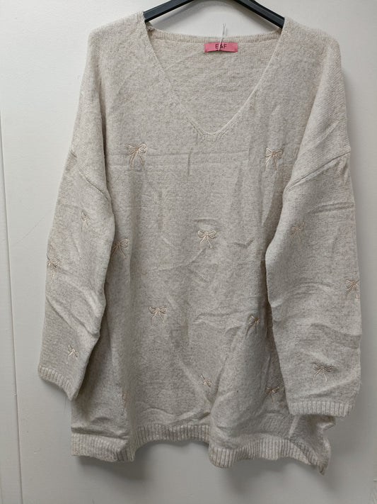 Pull imprimé nœud papillon